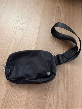 lululemon athletics Black Belt Bag